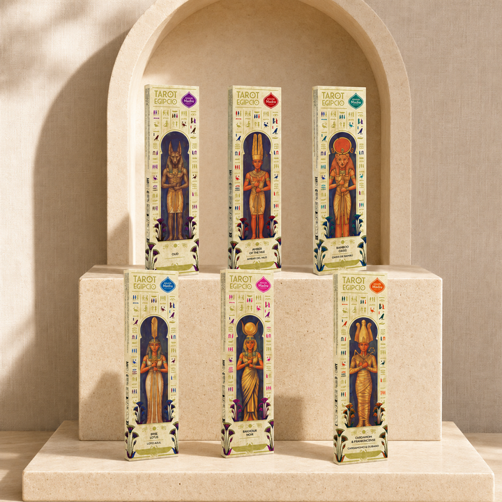 Linea Tarot